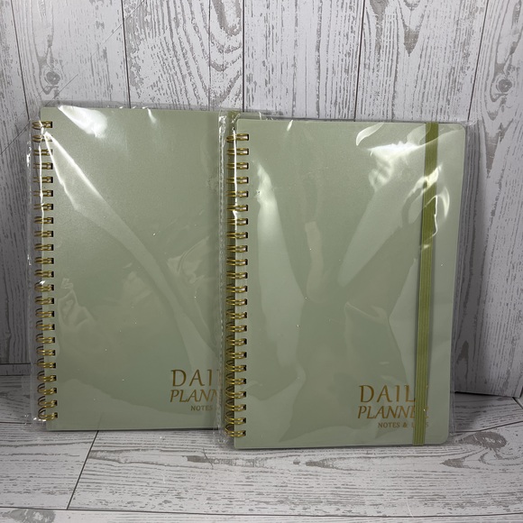 2 Planners 7x9 Inches Gold Spiral Daily Undated Organization Minimalist Modern - Picture 1 of 3